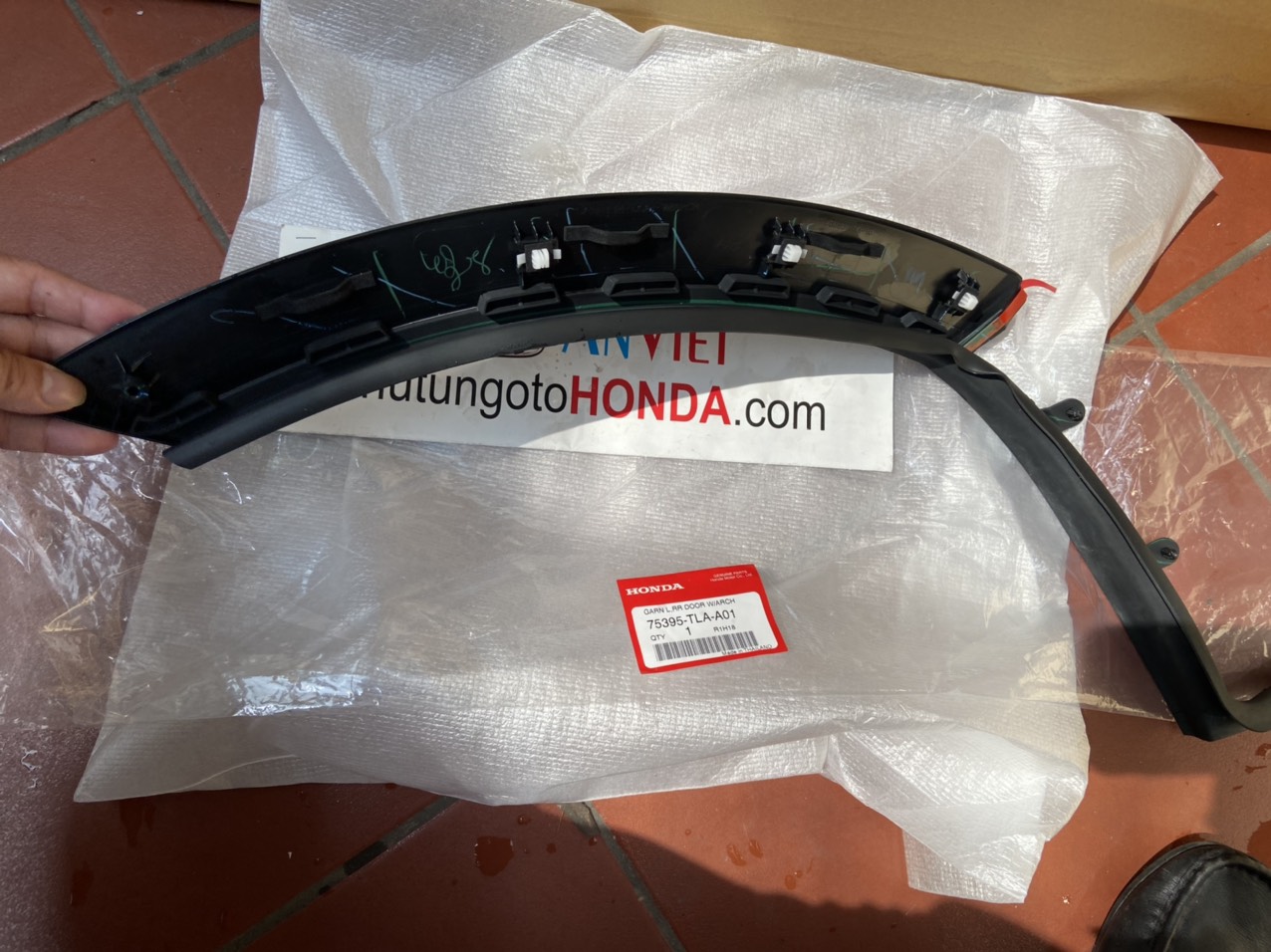 Ốp hông sau xe Honda CRV 2018-2022